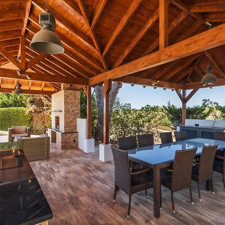 Casa Cambria Villa *